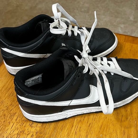 Nike Women’s Low-Top Reverse Panda Dunk Sneaker in Black/White - Picture 2 of 13